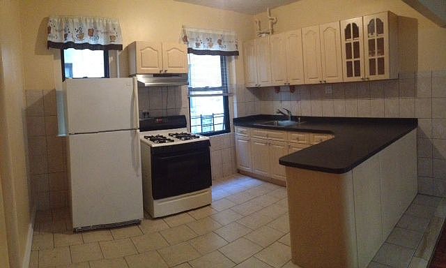 1st image of 2105 33rd St APT 3G