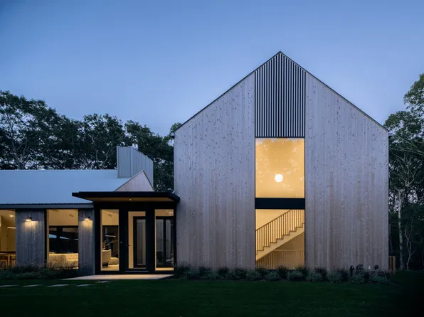 35 Washington Ave, East Hampton, NY 11937