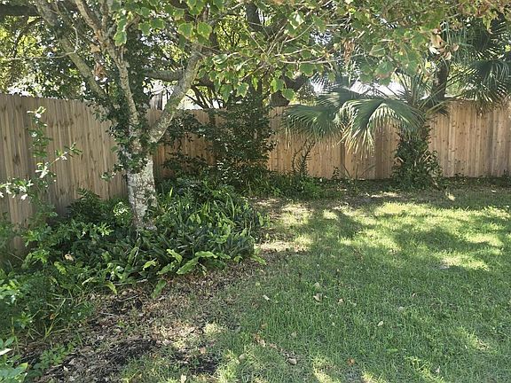 2nd image of 210 Azalea St