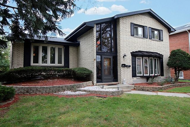 1st image of 9320 S Kolmar Ave