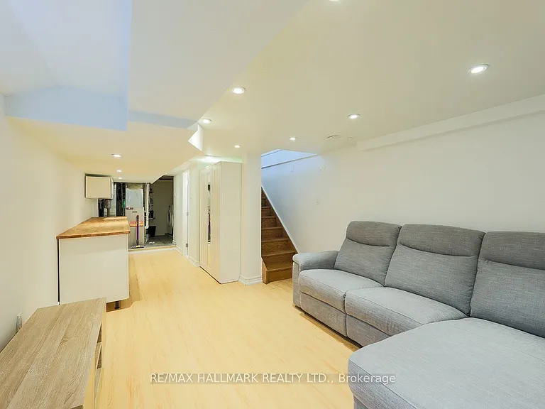 527 Craven Rd — Photo 27