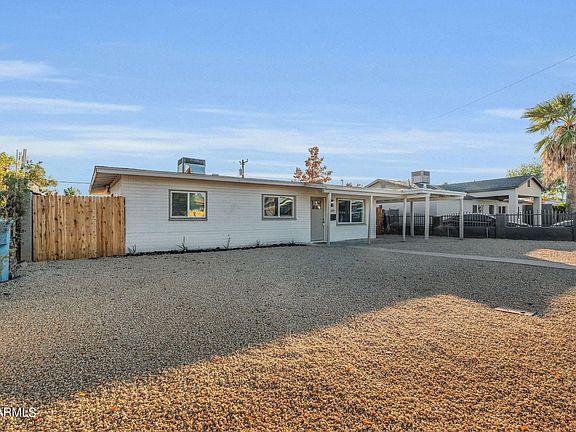 4th image of 2601 W AVALON Drive