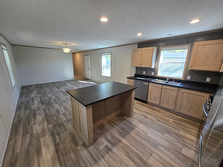 28517 S Maple St #48 — Photo 2