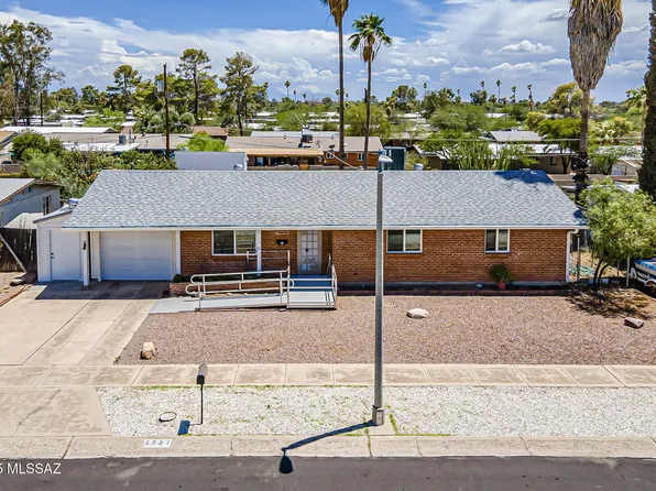 5732 E 13th St, Tucson, AZ 85711