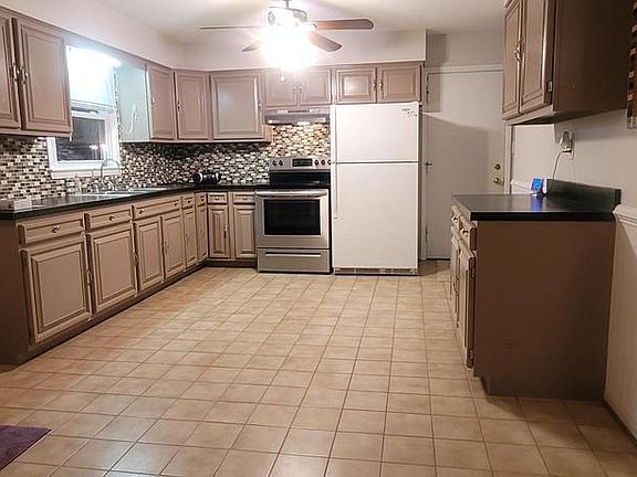 5th image of 21506 W Liberty Rd