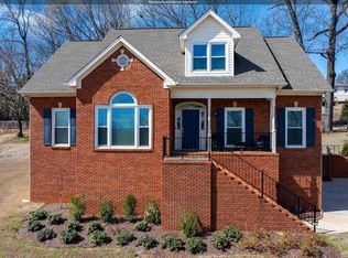 226 Odum Crest Ln, Birmingham, AL 35226