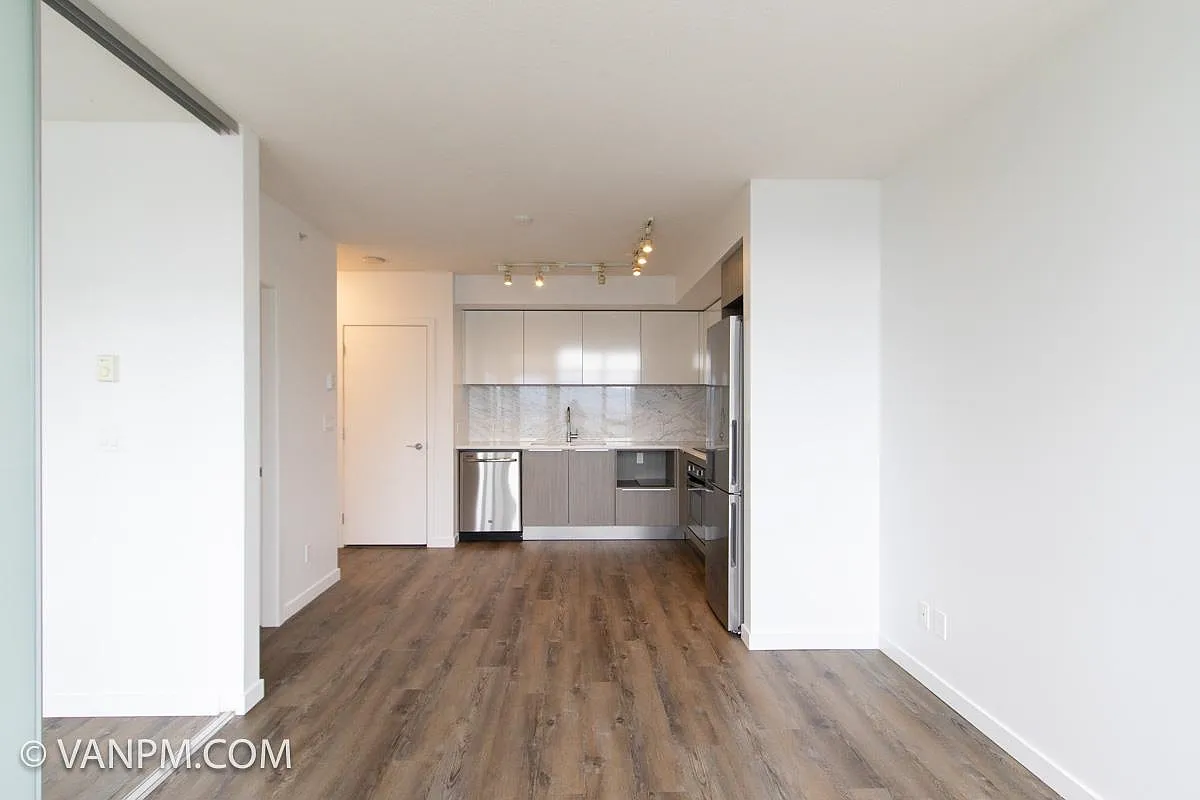 1 bed, 500 sqft, $2,200 — Photo 2