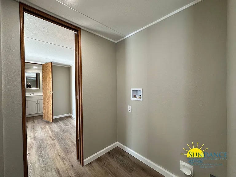 324 Green Acres Rd #A — Photo 10