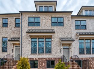 130 Fairview Cir #38, Roswell, GA 30076