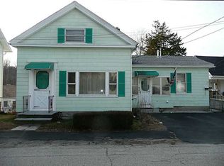 14 Lanphear St, West Warwick, RI 02893