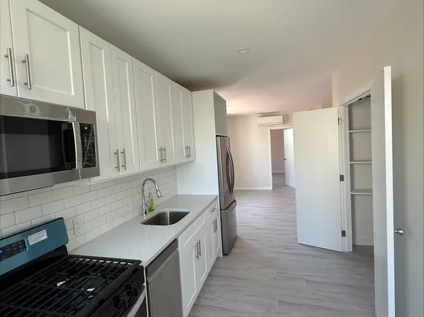 31-40 35th Street image 1 of 6
