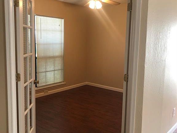 4th image of 809 Bailey Dr