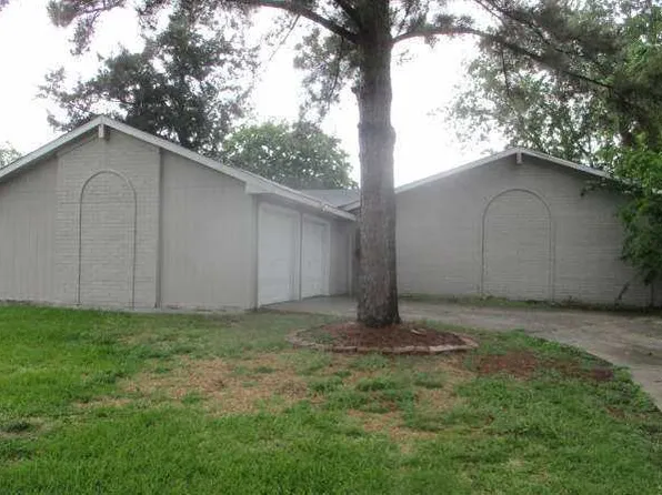11214 Sagepark Ln, Houston, TX 77089