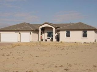 1661 E Silverwood Dr, Pueblo West, CO 81007