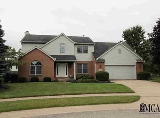 2171 Deer Ct, Temperance, MI 48182