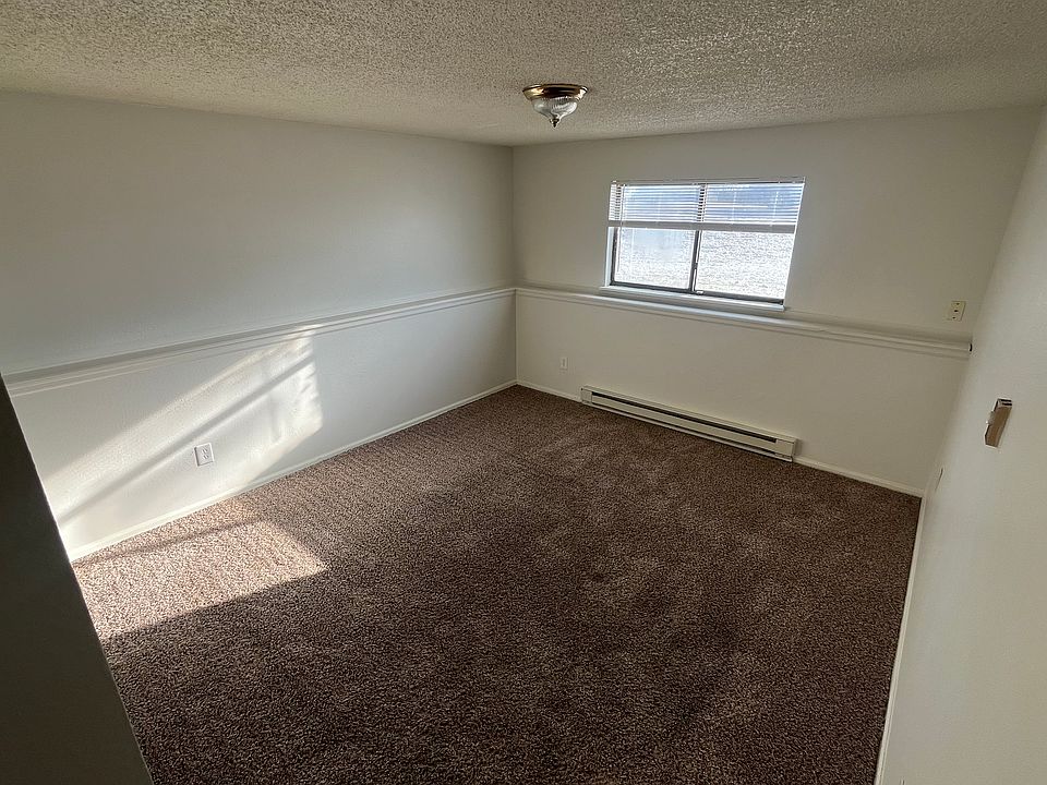 1st image of 103 W 45th St APT A