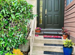 593 Sayre Dr, Princeton, NJ 08540