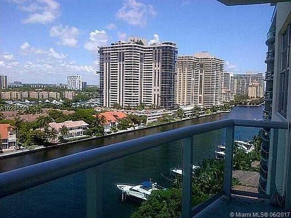 5th image of 19390 Collins Ave APT 1117
