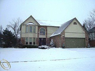 5th image of 3892 Fairfax Dr