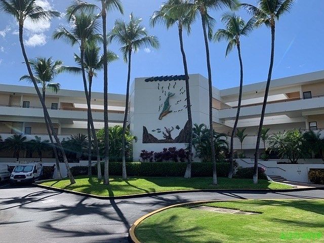 1st image of 75-6040 Alii Dr #715