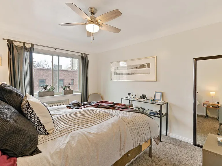 Bermuda Apartments — Photo 17