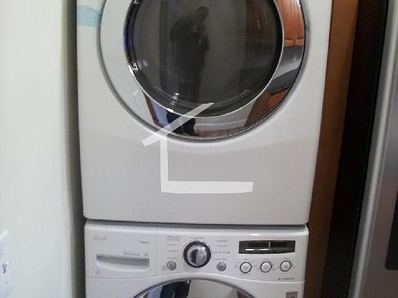 385W52efe657780d5