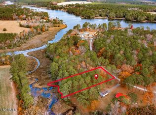 2 Whitehall Rd, Arapahoe, NC 28510