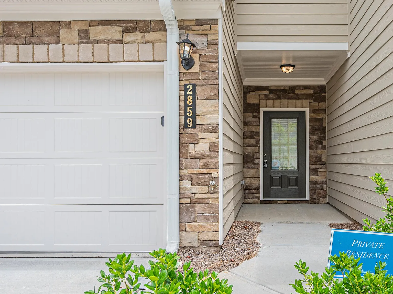 3 bed, 2.5 bath, 1928 sqft, $2,500 — Photo 4