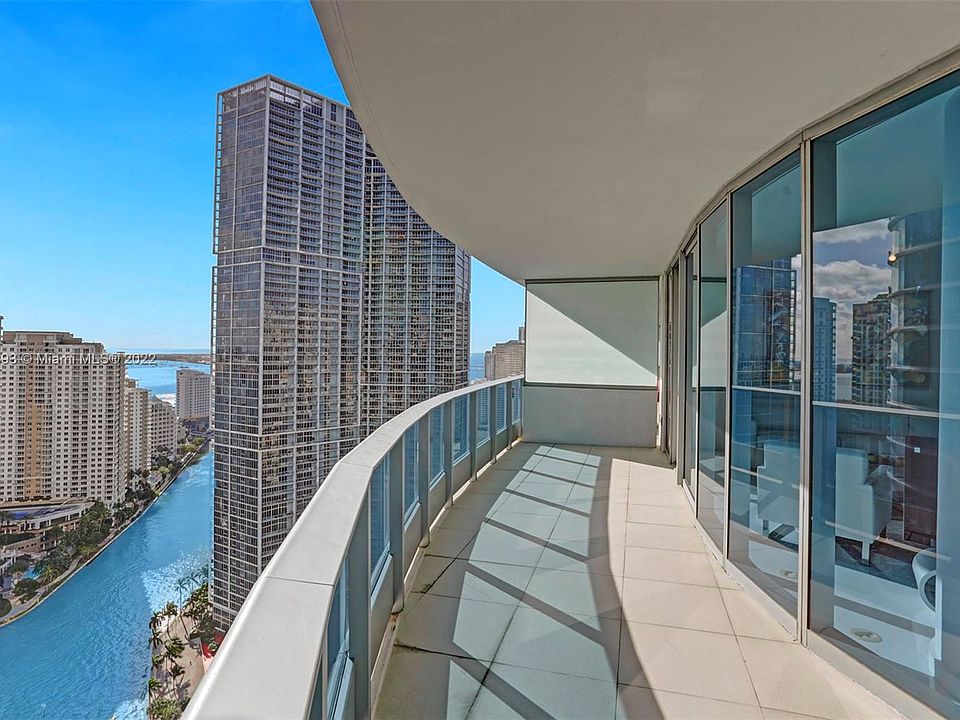 1st image of 200 Biscayne Blvd Way APT 3301