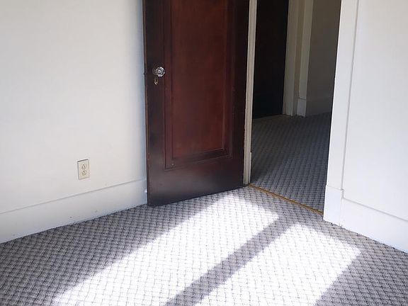 3rd image of 49 Lisbon Ave Floor 2