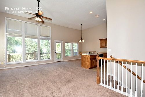 3rd image of 13141 Nebraska Ct