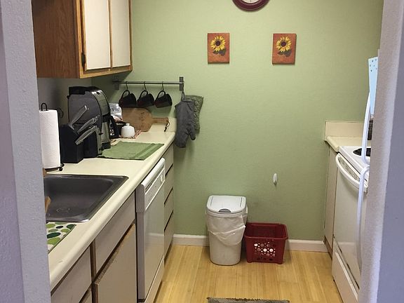 2nd image of 661 Royston Ln APT 139