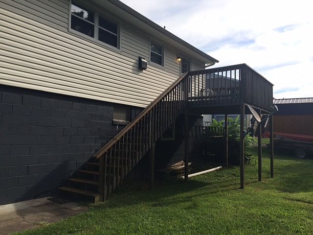 2nd image of 227 Ridgepark Dr
