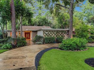 8323 Hunters Creek Dr, Houston, TX 77024
