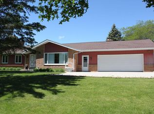 441 N Port Washington Rd, Grafton, WI 53024