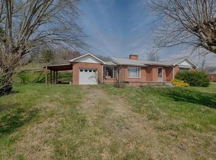4847 Pigeon Rd, Waynesville, NC 28786