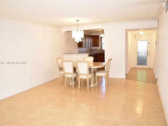 4th image of 9561 Sunrise Lakes Blvd APT 106