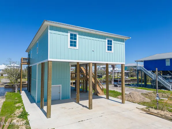 11114 Manhatten St, Bay Saint Louis, MS 39520