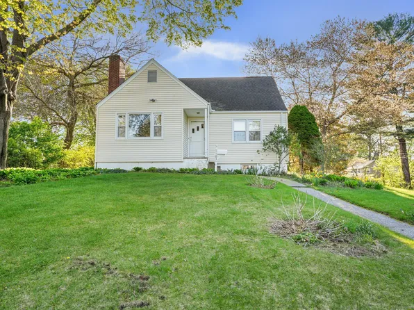 83 Guilford Drive, Trumbull, CT 06611