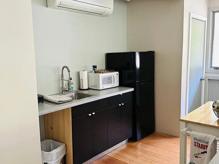 8 Ansari Ct — Photo 9
