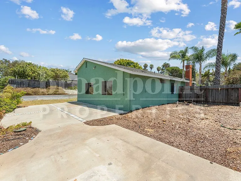4414 Springtime Dr — Photo 22