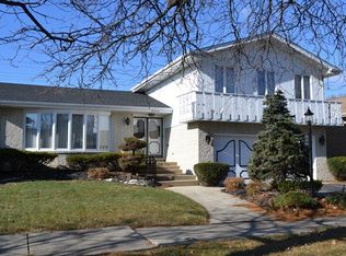 9406 S Harding Ave, Evergreen Park, IL 60805