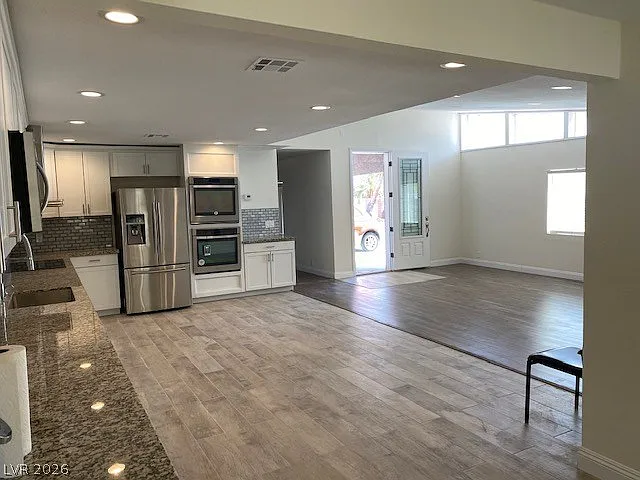 2047 Westwind Rd — Photo 10