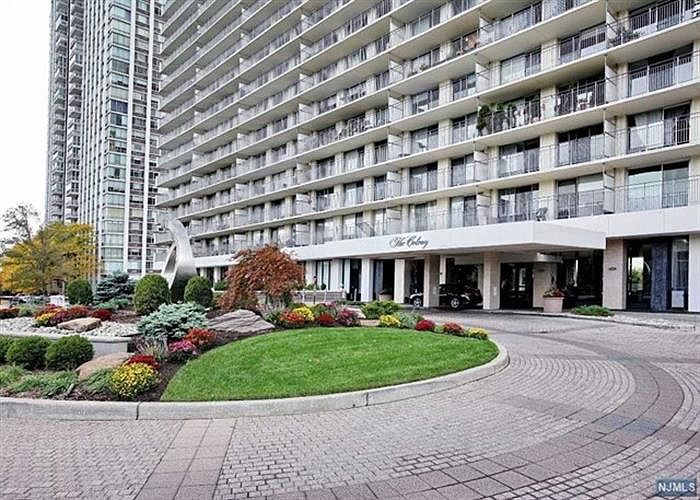 1st image of 1530 Palisade Ave APT 1F
