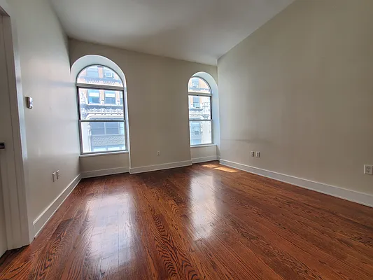 Rented by Ideal Properties Group | media 9