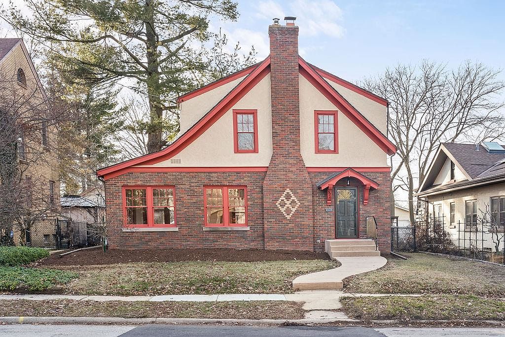 526 Robert Ave, Rockford, IL 61107 Zillow