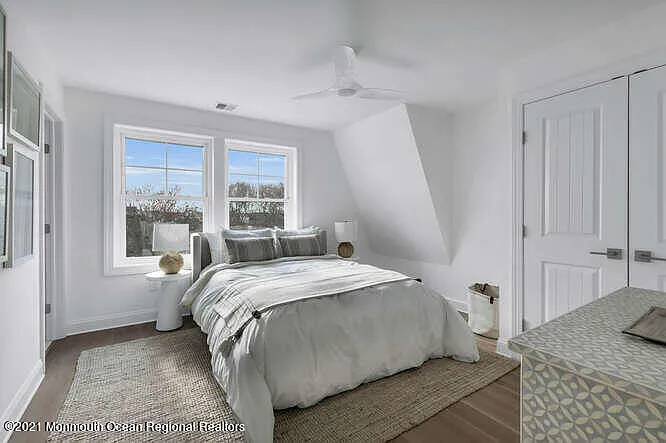 916 Ocean Ave #WEEKLY PRICE — Photo 29