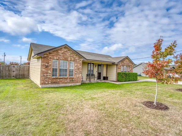 630 Fallen Oak Drive, Bertram, TX 78605