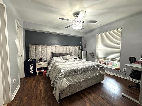 2nd image of 1504 Lincoln Way APT 221