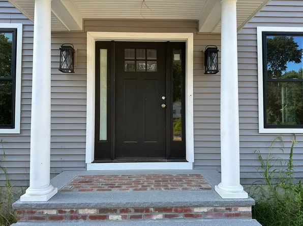 225 High St, Canton, MA 02021